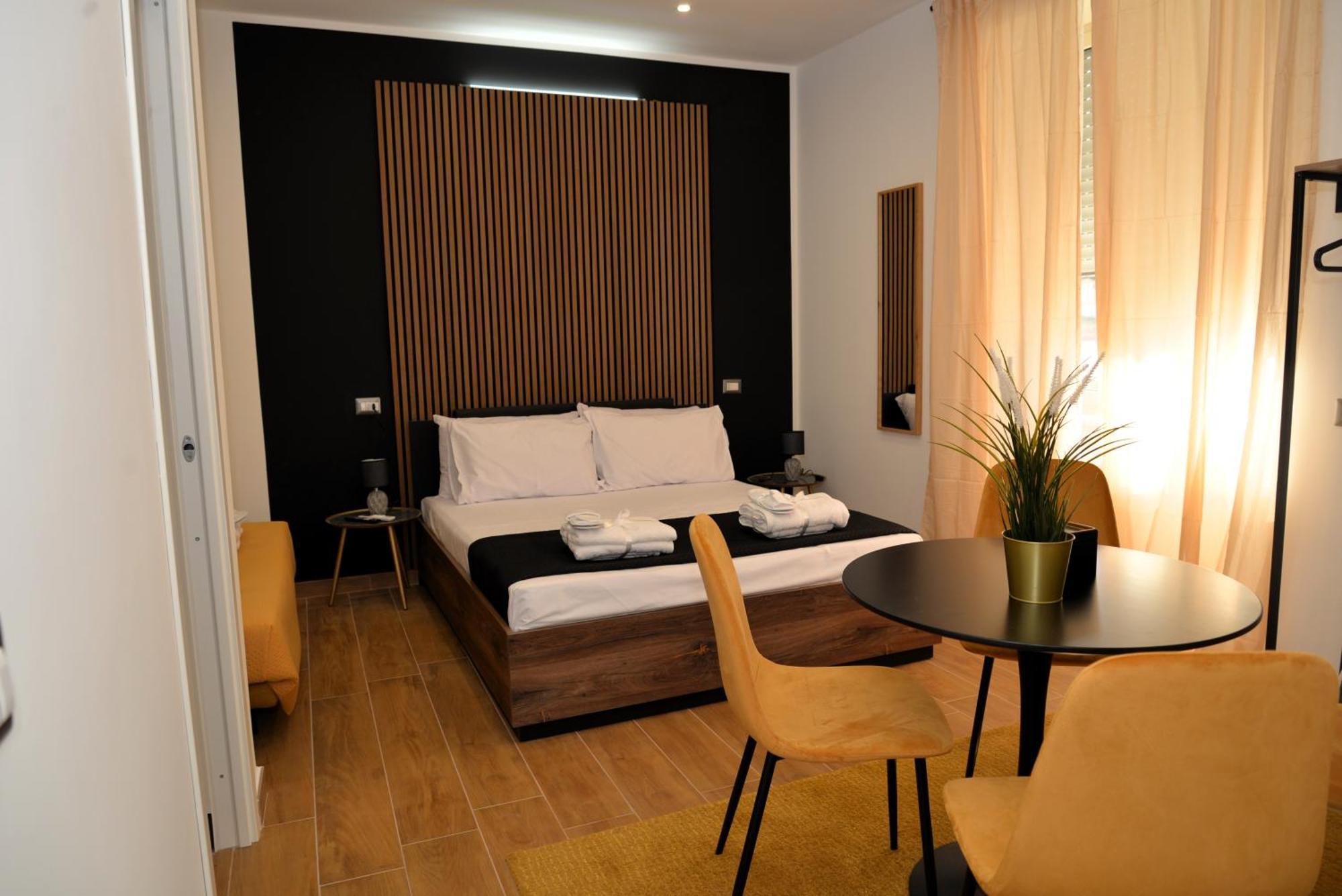 Blackwoody Contemporary - Centro Storico Affittacamere Napoli