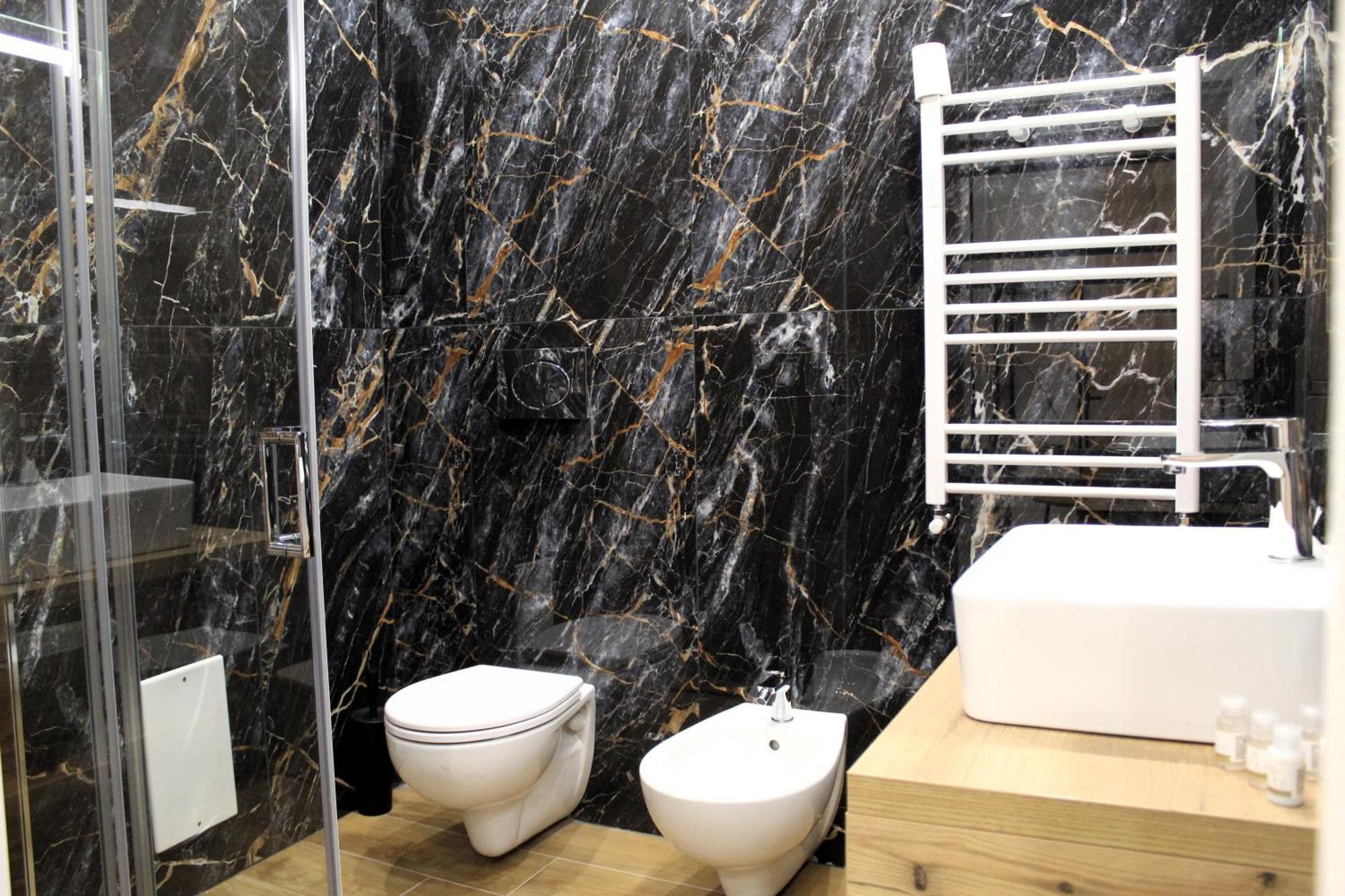 Blackwoody Contemporary - Centro Storico * Napoli